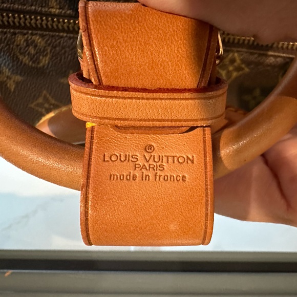 Louis Vuitton Sirius 50 Weekender Bag - Picture 4 of 11